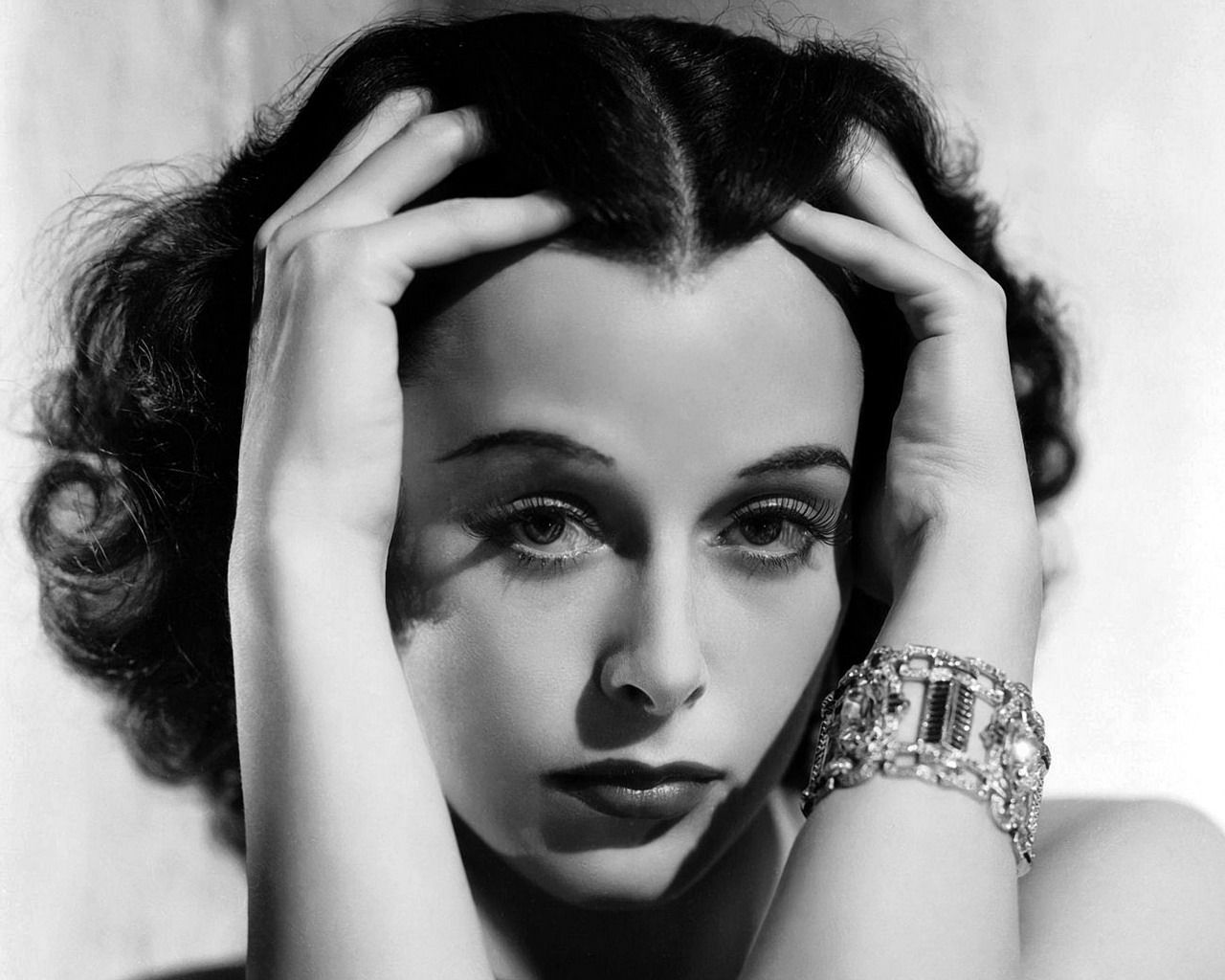 ACTRICE : HEDY LAMARR(texte Et Photos)